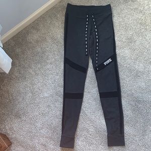 PINK Victoria’s Secret Leggings